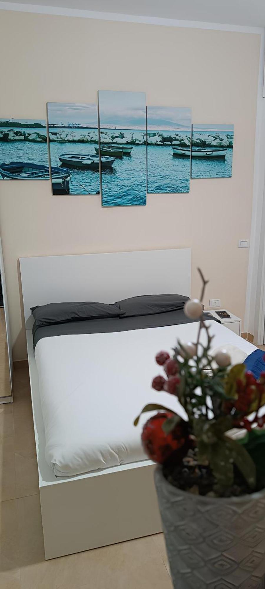 Ciervo'S Home -Appartamento Smart Nel Cuore Di Napoli Exterior foto